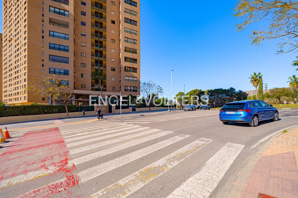 3 Zimmer Apartment zu verkaufen in Benidorm mit Pool - 510.000 € (Ref: 9632677)