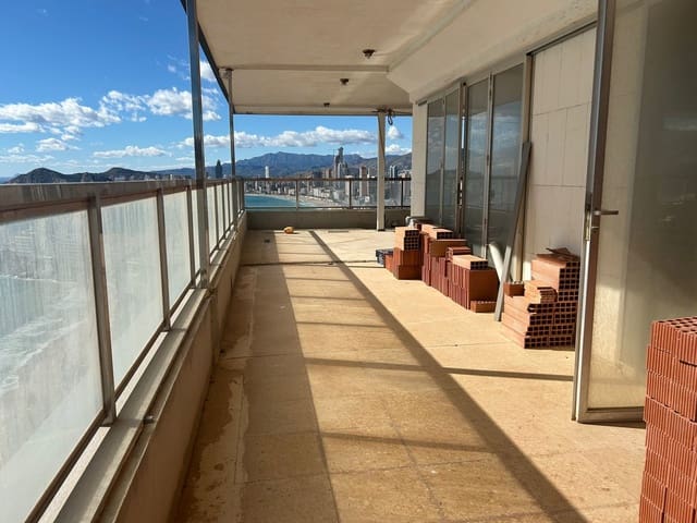 Ático en Juzgados - Plaza de Toros, Benidorm en venta con piscina - 890.000 € (Ref: 9641067)