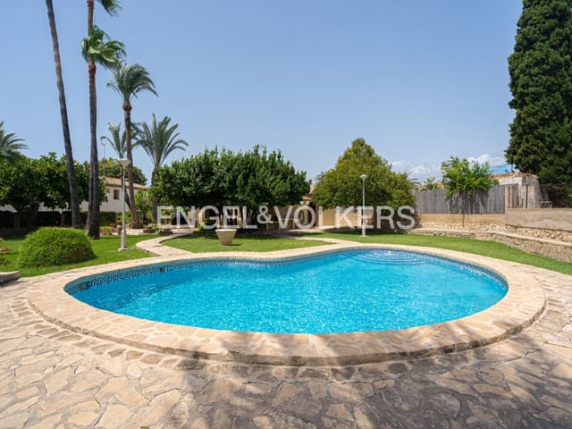 5 slaapkamer Villa te koop in La Villajoyosa / Vila Joiosa met zwembad garage - € 685.000 (Ref: 9656787)