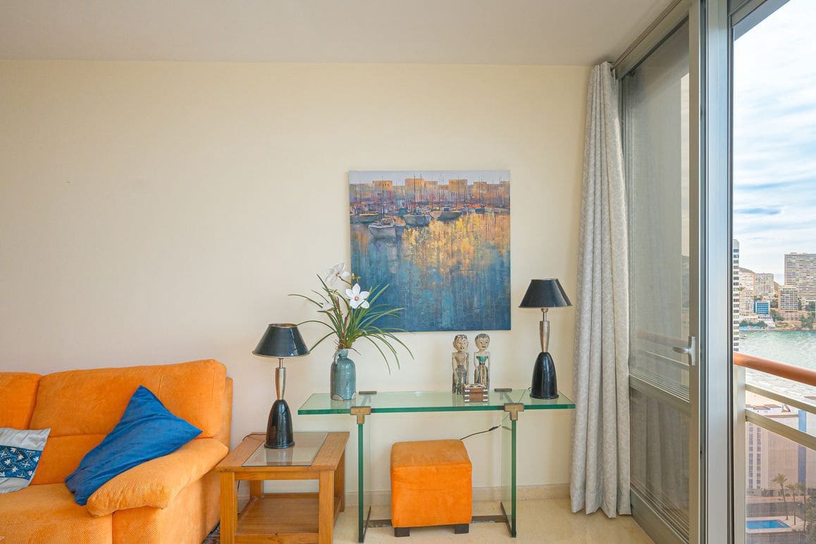 1 Zimmer Apartment zu verkaufen in Benidorm mit Pool Garage - 345.000 € (Ref: 9656788)