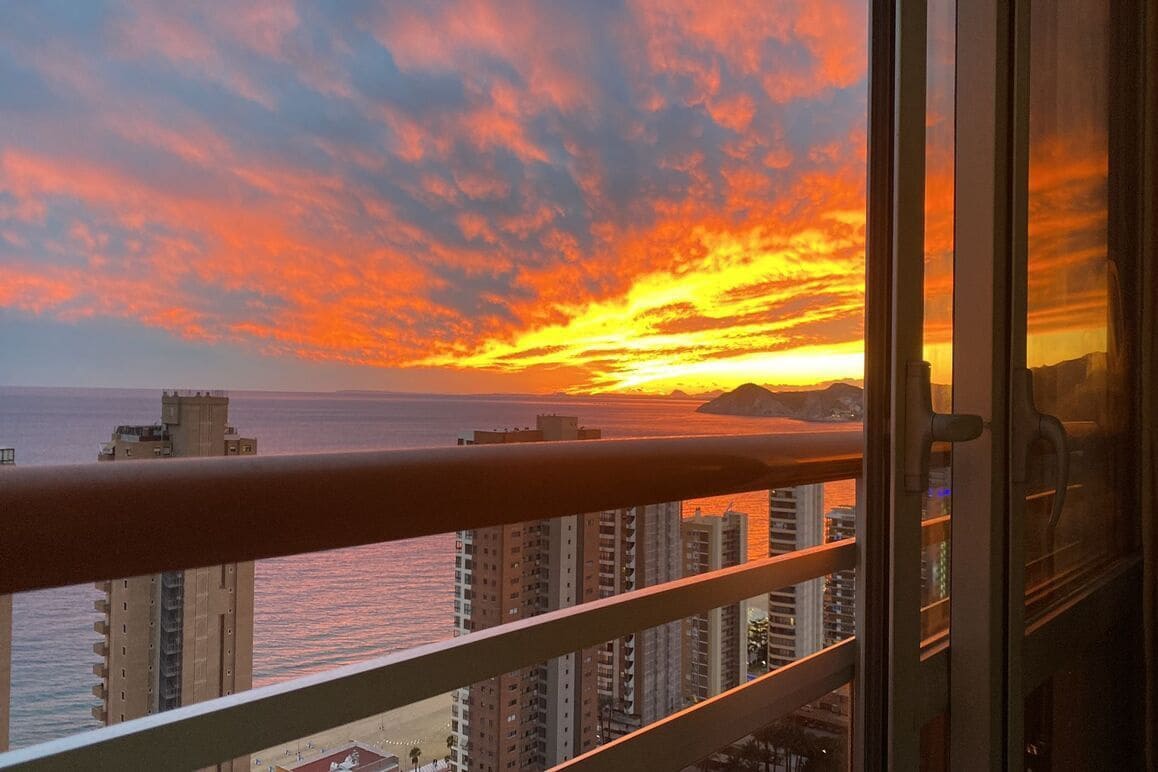 1 Zimmer Apartment zu verkaufen in Benidorm mit Pool Garage - 345.000 € (Ref: 9656788)