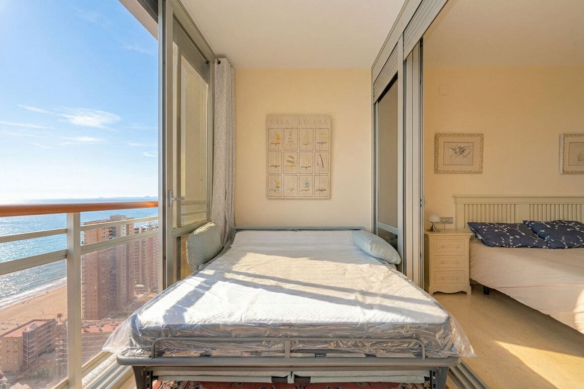 1 Zimmer Apartment zu verkaufen in Benidorm mit Pool Garage - 345.000 € (Ref: 9656788)