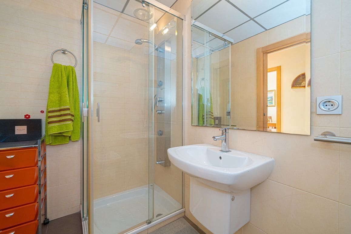 1 Zimmer Apartment zu verkaufen in Benidorm mit Pool Garage - 345.000 € (Ref: 9656788)