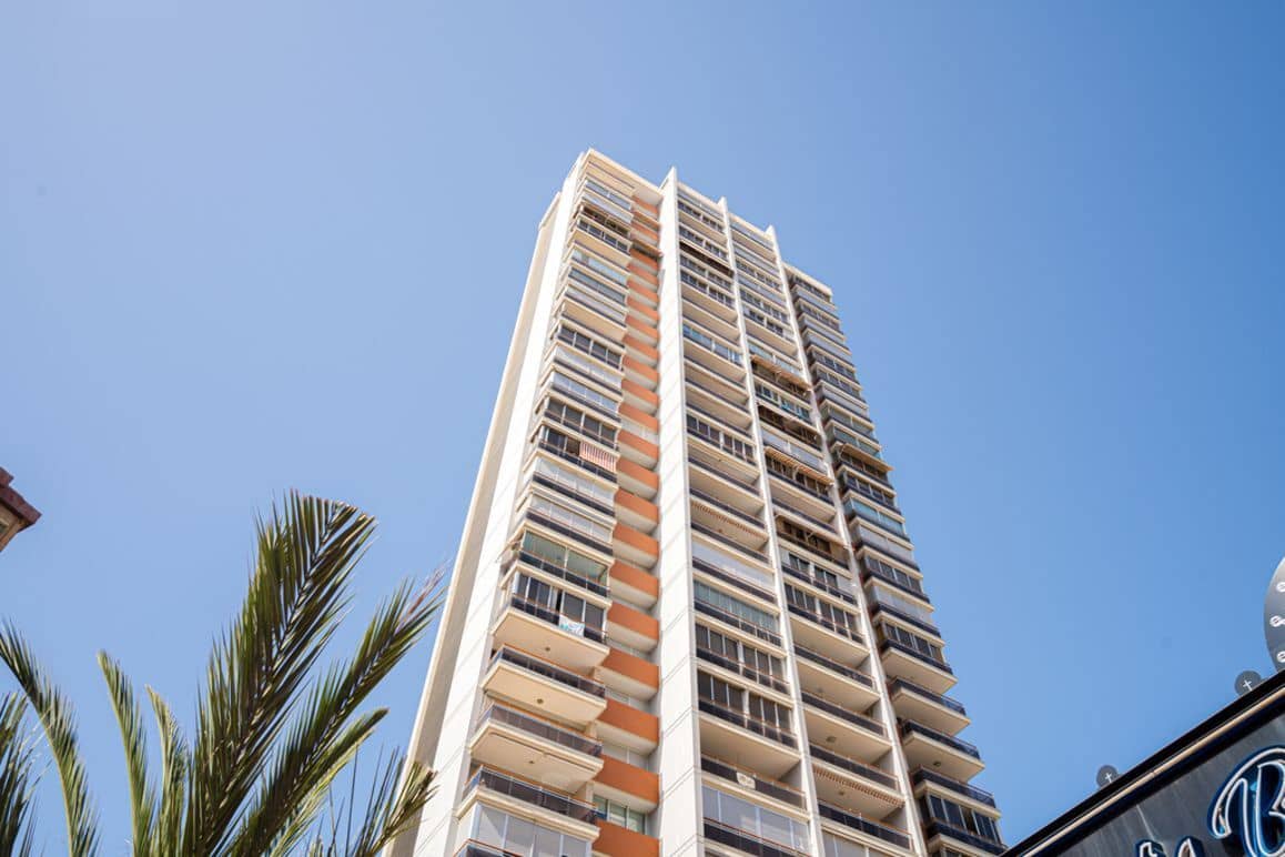1 Zimmer Apartment zu verkaufen in Benidorm mit Pool Garage - 345.000 € (Ref: 9656788)