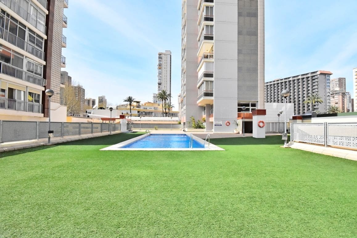 1 Zimmer Apartment zu verkaufen in Benidorm mit Pool Garage - 345.000 € (Ref: 9656788)