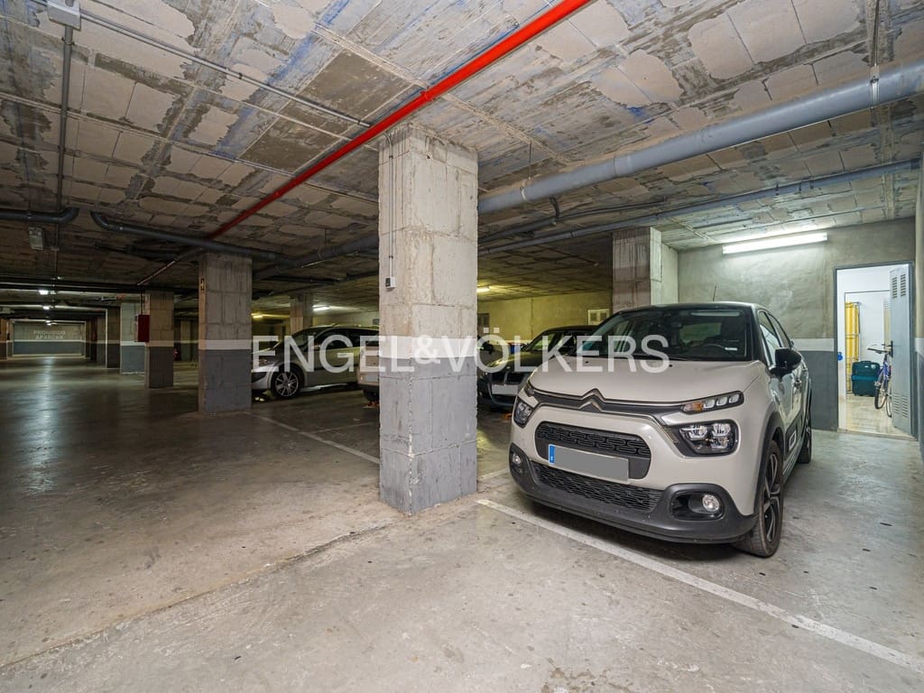 Ático de 2 habitaciones en Cala de Finestrat en venta con piscina garaje - 390.000 € (Ref: 9656789)