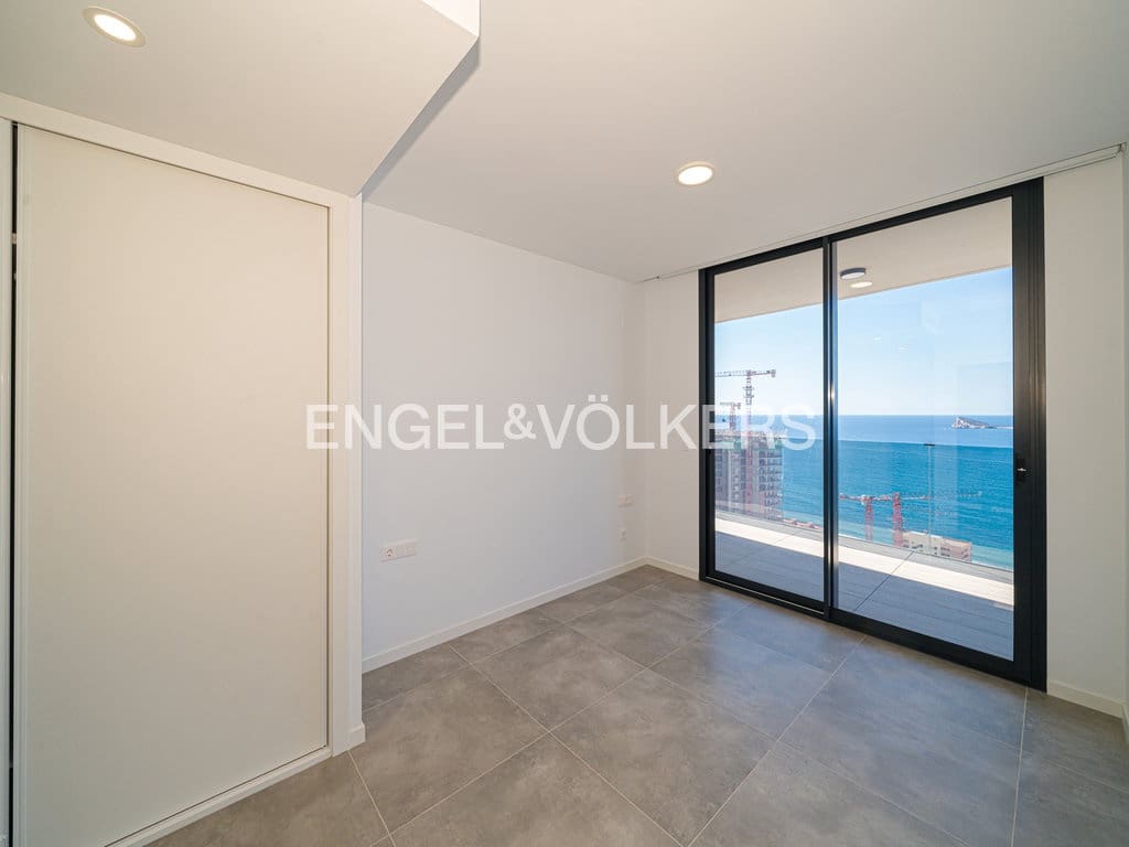 2 sovrum Lägenhet till salu i Benidorm med pool garage - 1 590 000 € (Ref: 9656994)