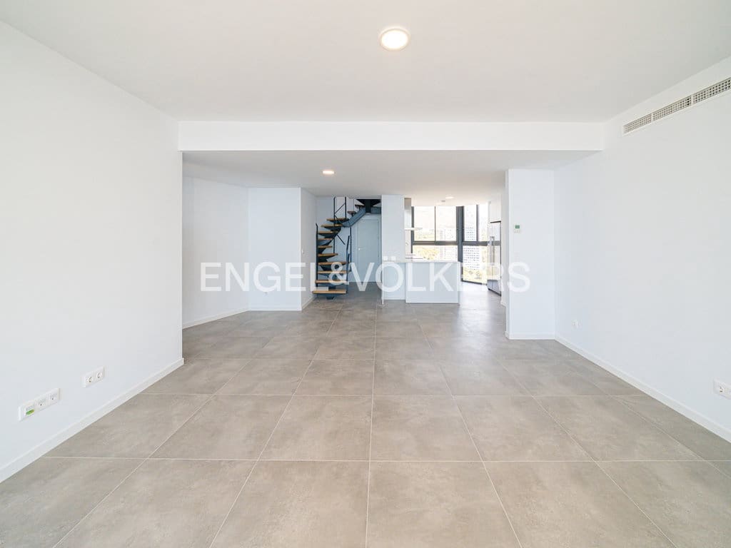 2 sovrum Lägenhet till salu i Benidorm med pool garage - 1 590 000 € (Ref: 9656994)