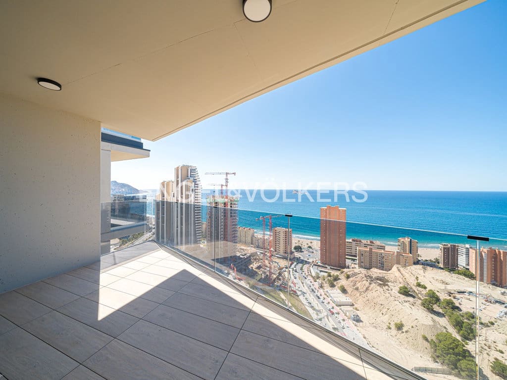 2 sovrum Lägenhet till salu i Benidorm med pool garage - 1 590 000 € (Ref: 9656994)
