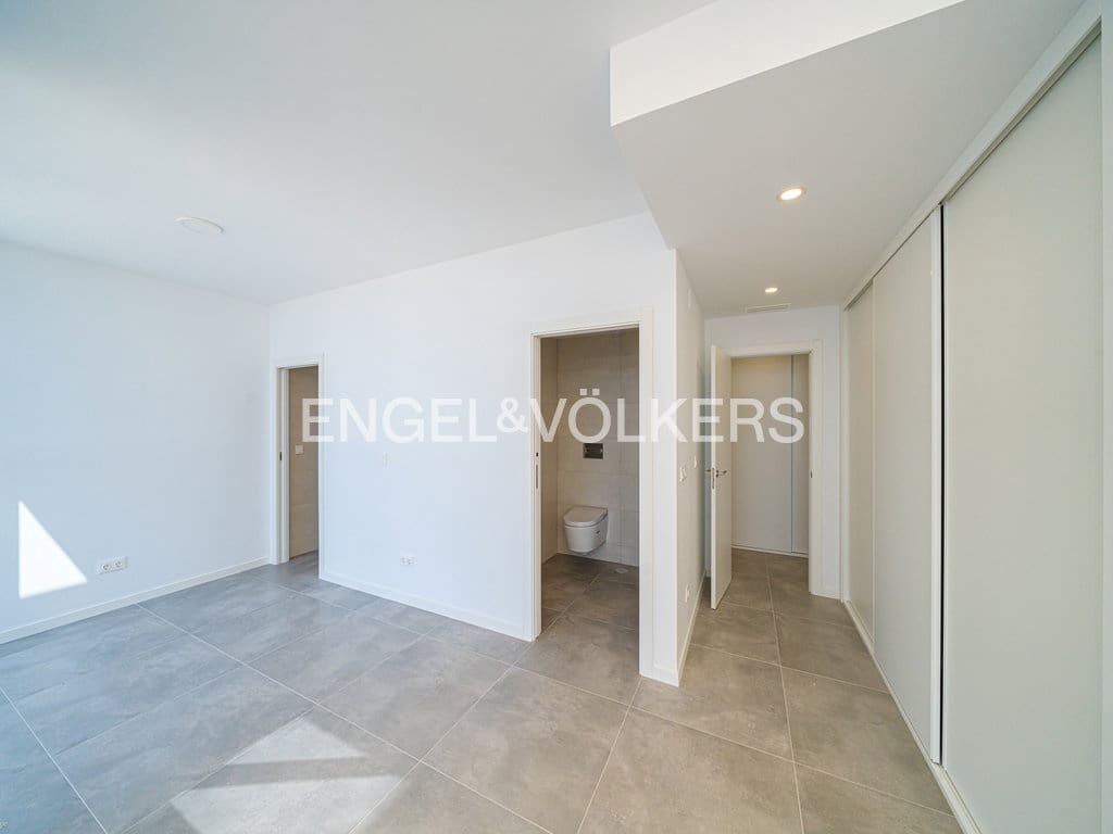 2 sovrum Lägenhet till salu i Benidorm med pool garage - 1 590 000 € (Ref: 9656994)