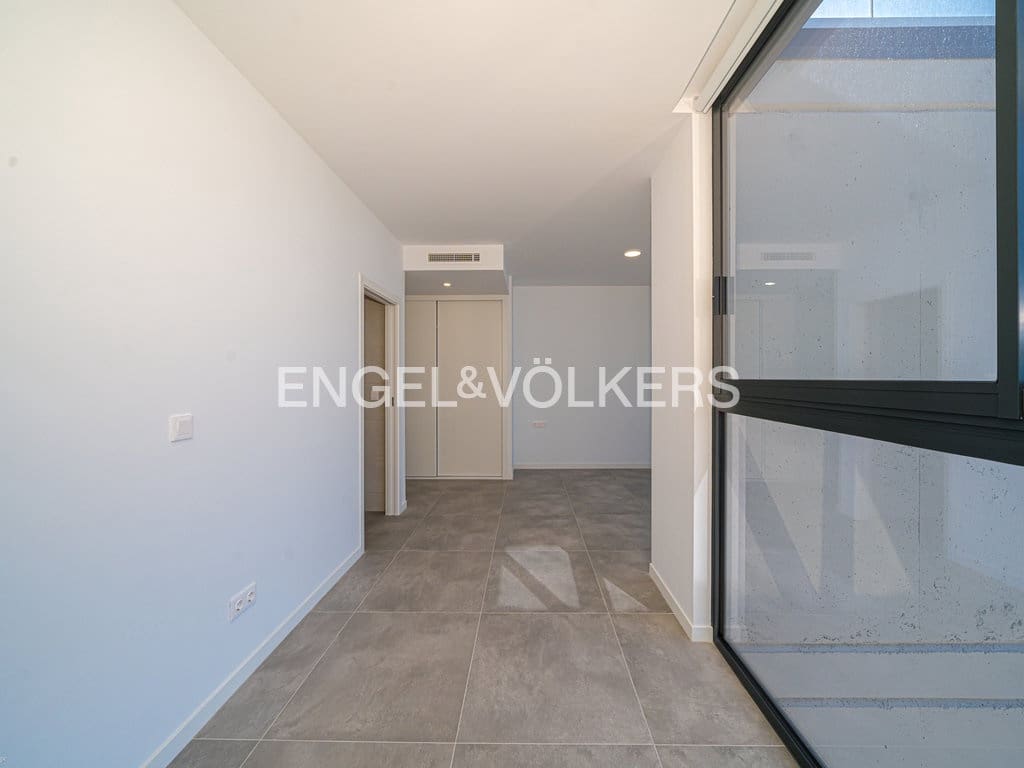 2 sovrum Lägenhet till salu i Benidorm med pool garage - 1 590 000 € (Ref: 9656994)