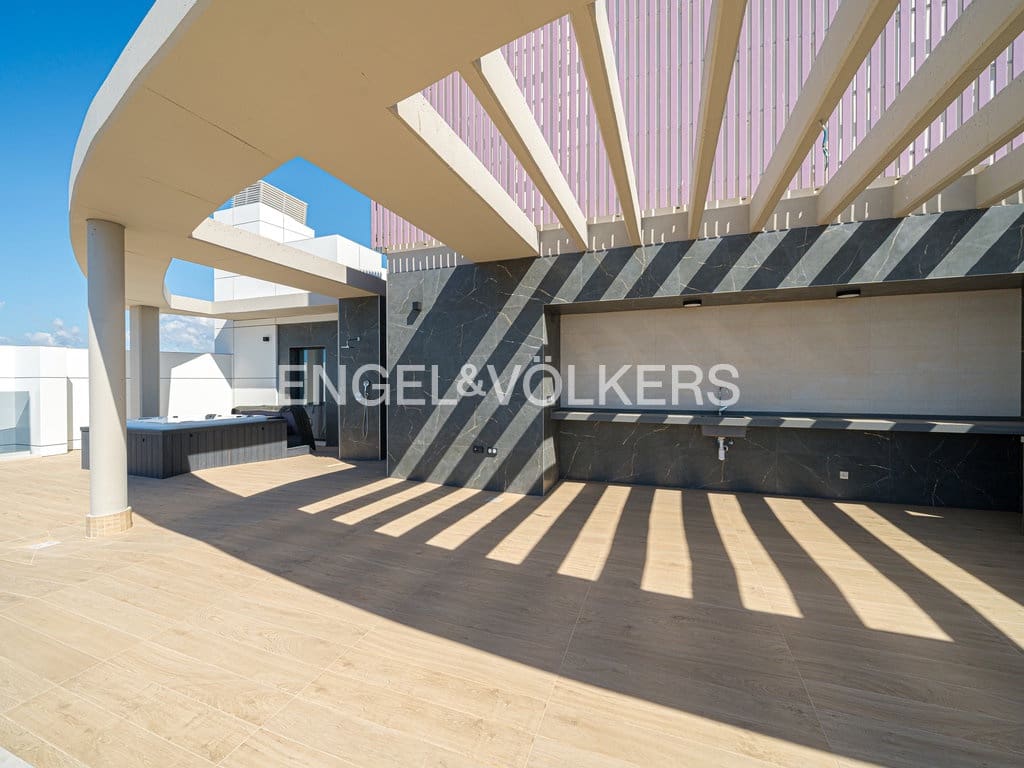 2 sovrum Lägenhet till salu i Benidorm med pool garage - 1 590 000 € (Ref: 9656994)