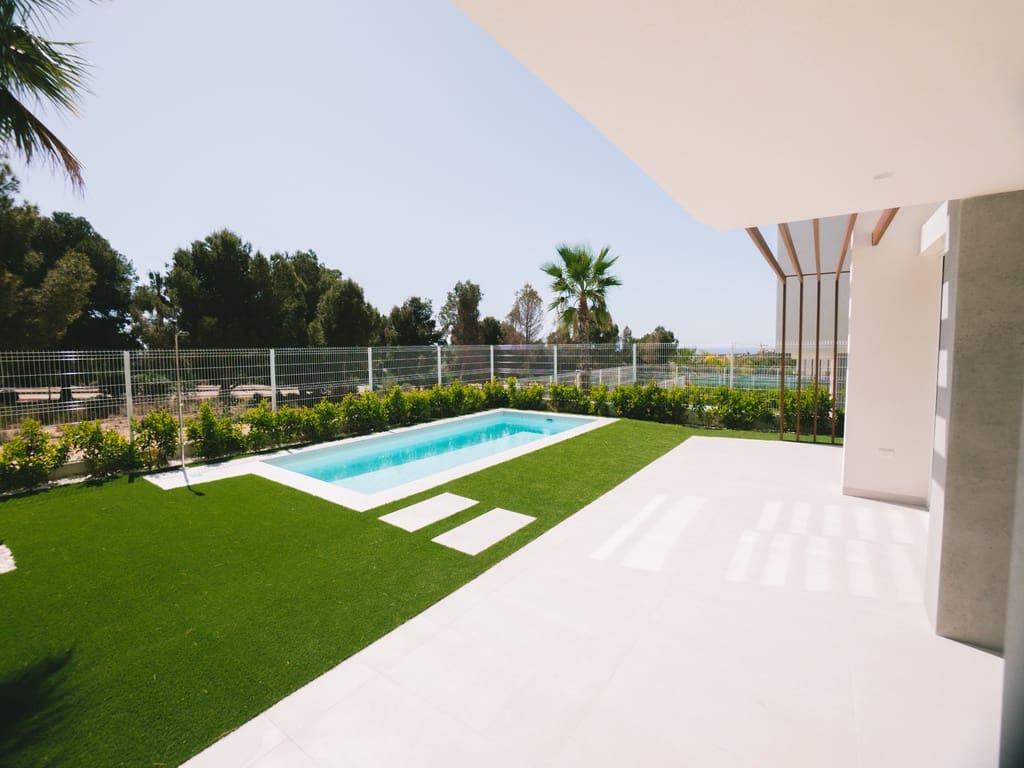3 bedroom Villa for sale in Finestrat with pool garage - € 840,000 (Ref: 9671269)