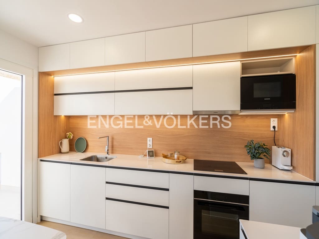 Chalet de 3 habitaciones en La Nucia en venta con piscina garaje - 600.000 € (Ref: 9671270)