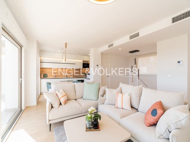 Chalet de 3 habitaciones en La Nucia en venta con piscina garaje - 600.000 € (Ref: 9671270)