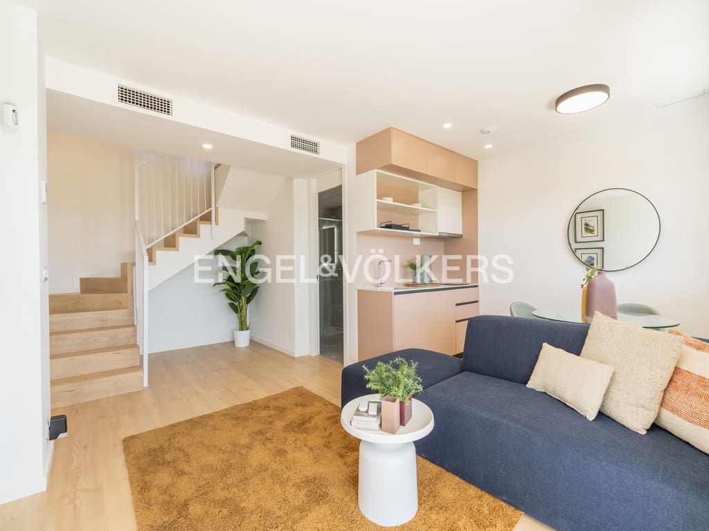 Chalet de 3 habitaciones en La Nucia en venta con piscina garaje - 600.000 € (Ref: 9671270)