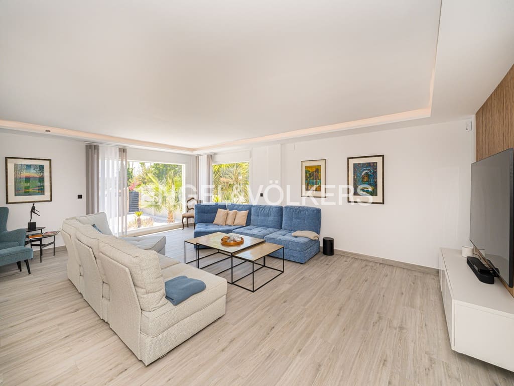 4 Zimmer Villa zu verkaufen in Alfaz del Pi / L'Alfas del Pi mit Pool Garage - 1.195.000 € (Ref: 9671273)