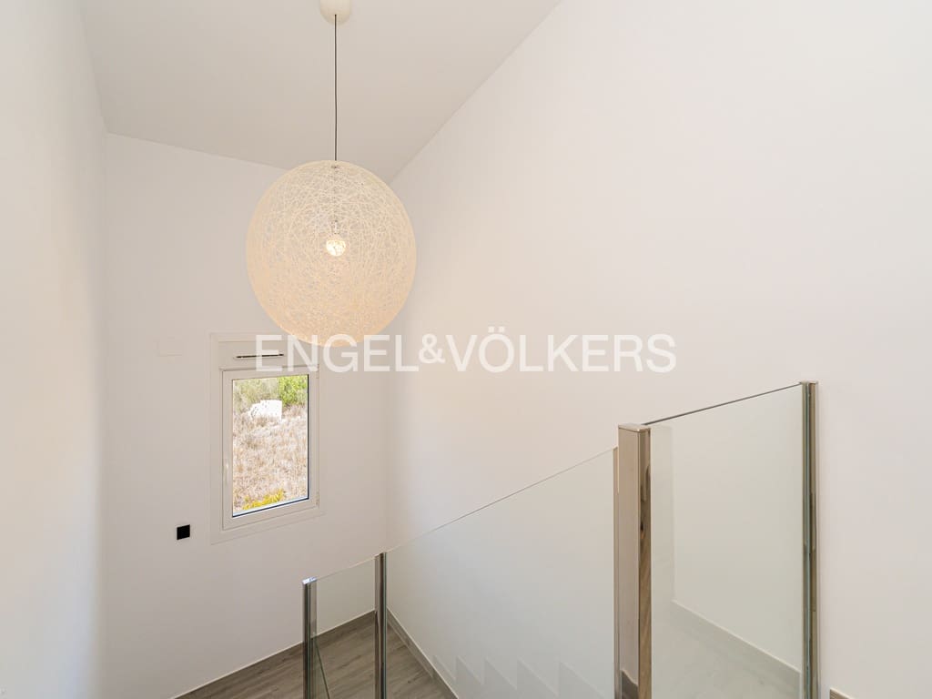 4 Zimmer Villa zu verkaufen in Alfaz del Pi / L'Alfas del Pi mit Pool Garage - 1.195.000 € (Ref: 9671273)