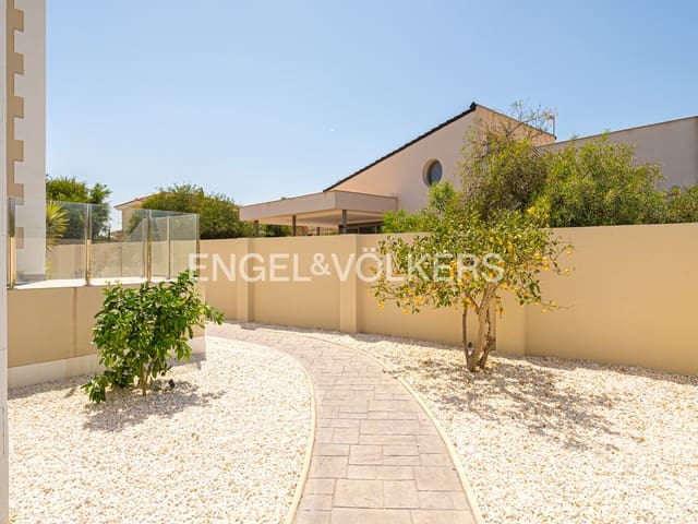 4 soveværelse Villa til salg i Alfaz del Pi / L'Alfàs del Pi med swimmingpool garage - € 1.195.000 (Ref: 9671273)
