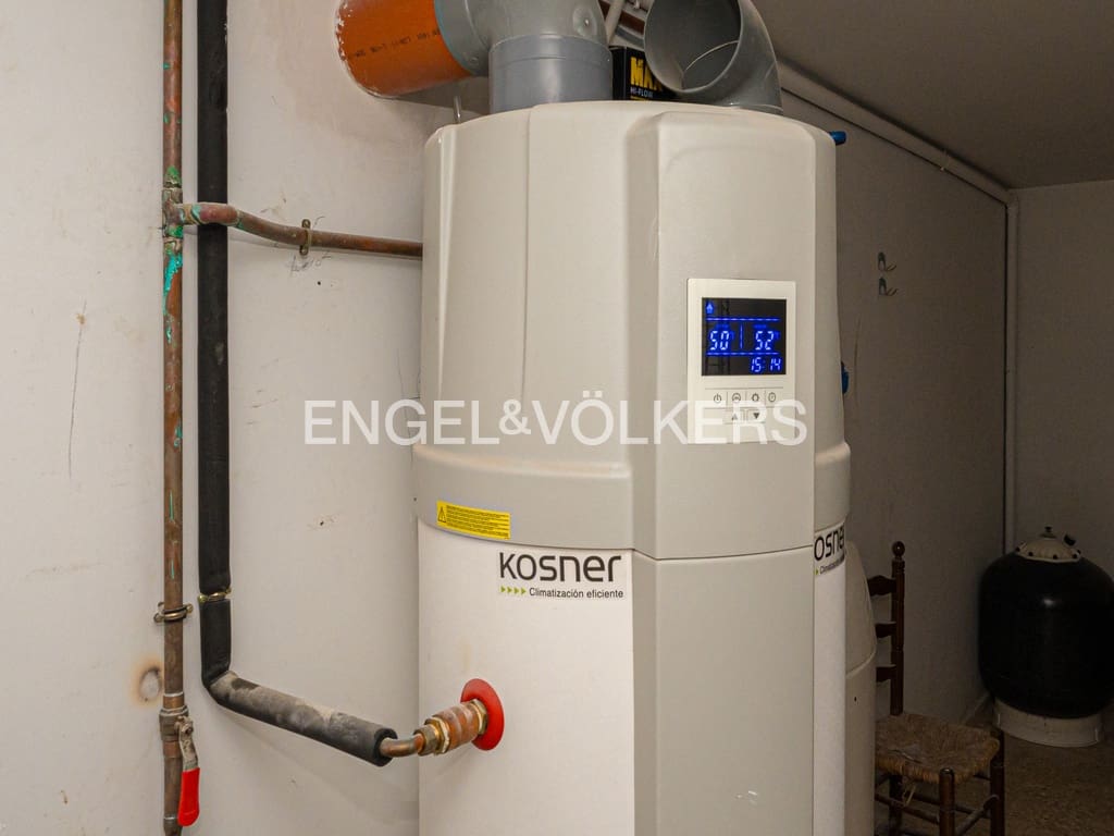 4 Zimmer Villa zu verkaufen in Alfaz del Pi / L'Alfas del Pi mit Pool Garage - 1.195.000 € (Ref: 9671273)