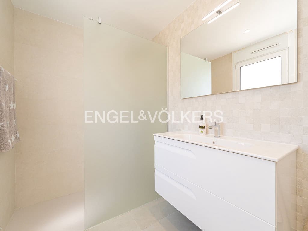 4 slaapkamer Villa te koop in Alfaz del Pi / L'Alfas del Pi met zwembad garage - € 1.090.000 (Ref: 9671273)