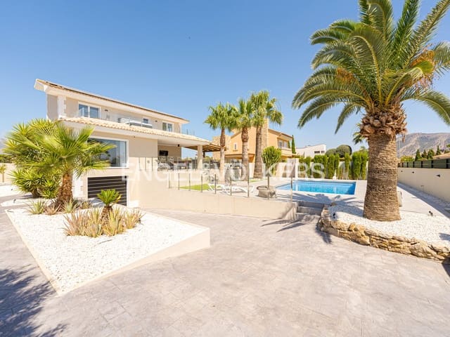 4 camera da letto Villa in vendita in Pueblo - Urbanizaciones, Alfaz del Pi / L'Alfàs del Pi con piscina garage - 1.090.000 € (Rif: 9671273)
