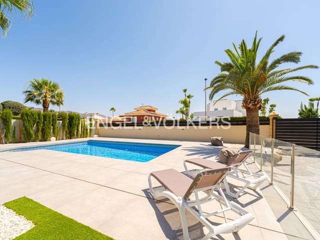 4 camera da letto Villa in vendita in Pueblo - Urbanizaciones, Alfaz del Pi / L'Alfàs del Pi con piscina garage - 1.090.000 € (Rif: 9671273)