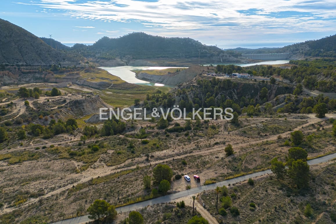 Undeveloped Land for sale in La Villajoyosa / Vila Joiosa - € 1,650,000 (Ref: 9671274)