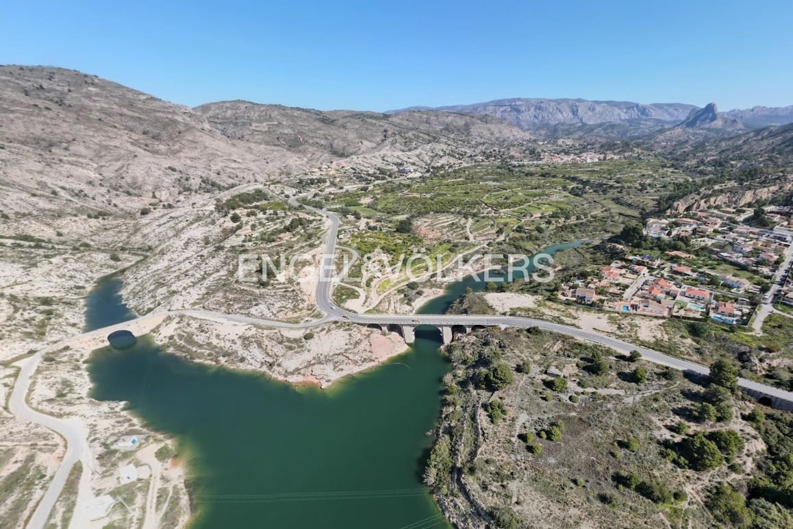 Undeveloped Land for sale in La Villajoyosa / Vila Joiosa - € 1,650,000 (Ref: 9671274)