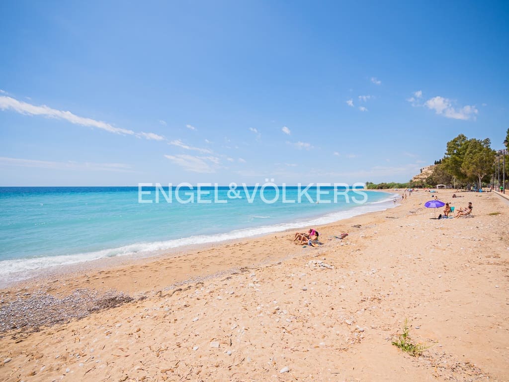 Undeveloped Land for sale in La Villajoyosa / Vila Joiosa - € 451,000 (Ref: 9671276)