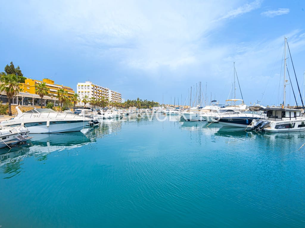 Undeveloped Land for sale in La Villajoyosa / Vila Joiosa - € 451,000 (Ref: 9671276)