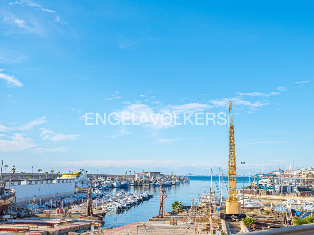 Undeveloped Land for sale in La Villajoyosa / Vila Joiosa - € 451,000 (Ref: 9671276)