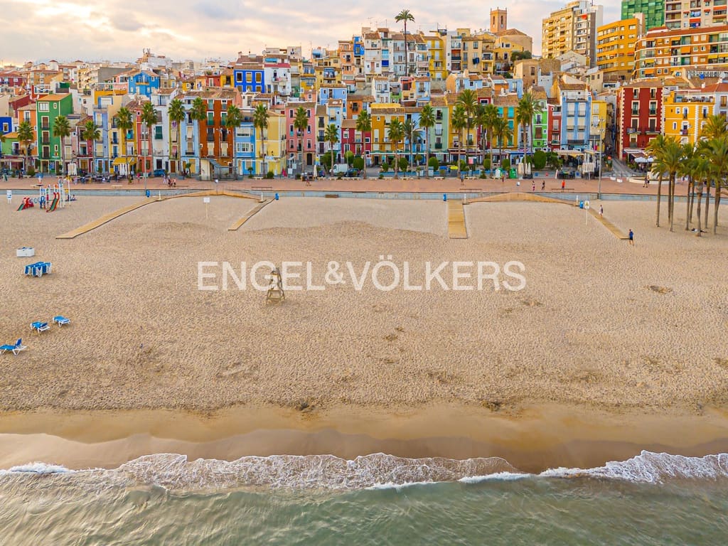 Undeveloped Land for sale in La Villajoyosa / Vila Joiosa - € 451,000 (Ref: 9671276)