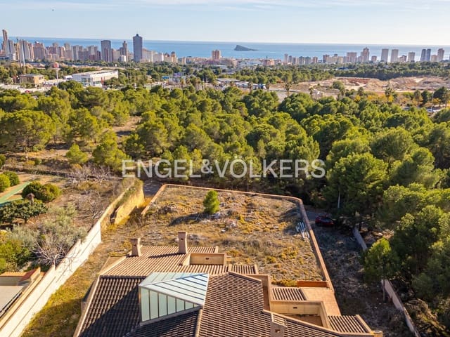 7 bedroom Villa for sale in Benidorm - € 1,050,000 (Ref: 9672168)