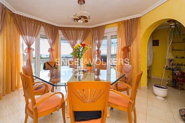 Chalet de 5 habitaciones en La Nucia Pueblo  , La Nucia en venta con piscina garaje - 840.000 € (Ref: 9675116)