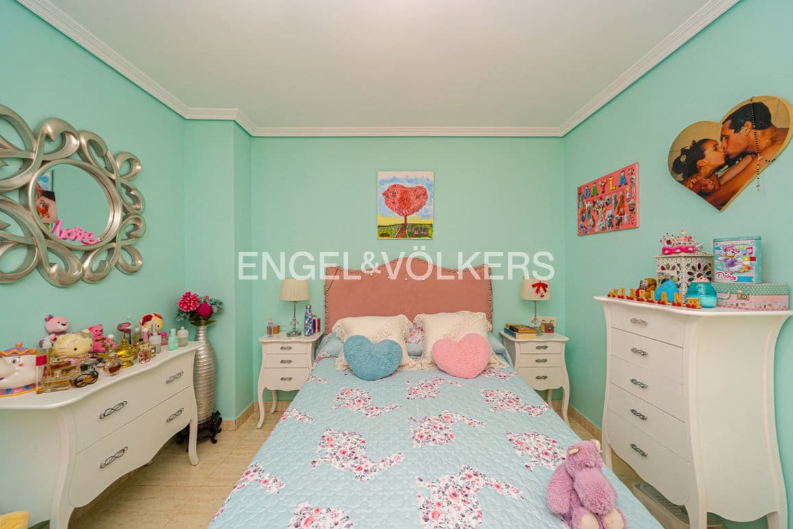 5 Zimmer Villa zu verkaufen in La Nucia mit Pool Garage - 840.000 € (Ref: 9675116)
