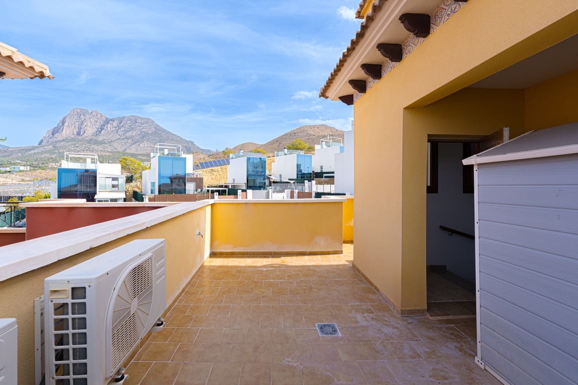 3 Zimmer Villa zu verkaufen in Finestrat mit Pool Garage - 320.000 € (Ref: 9675118)