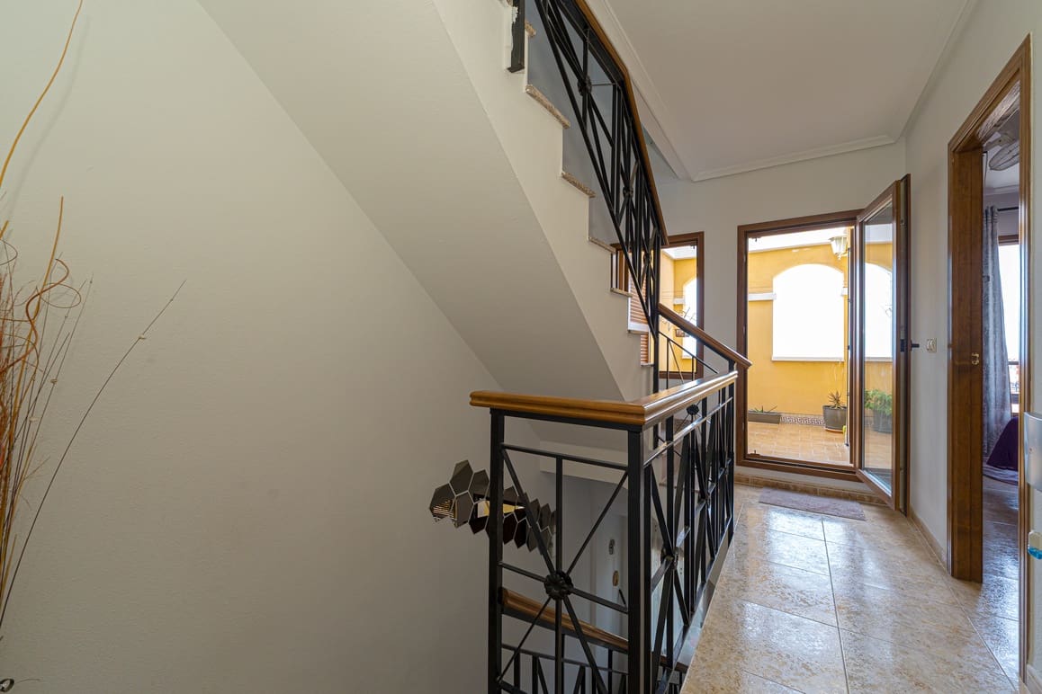 3 Zimmer Villa zu verkaufen in Finestrat mit Pool Garage - 320.000 € (Ref: 9675118)