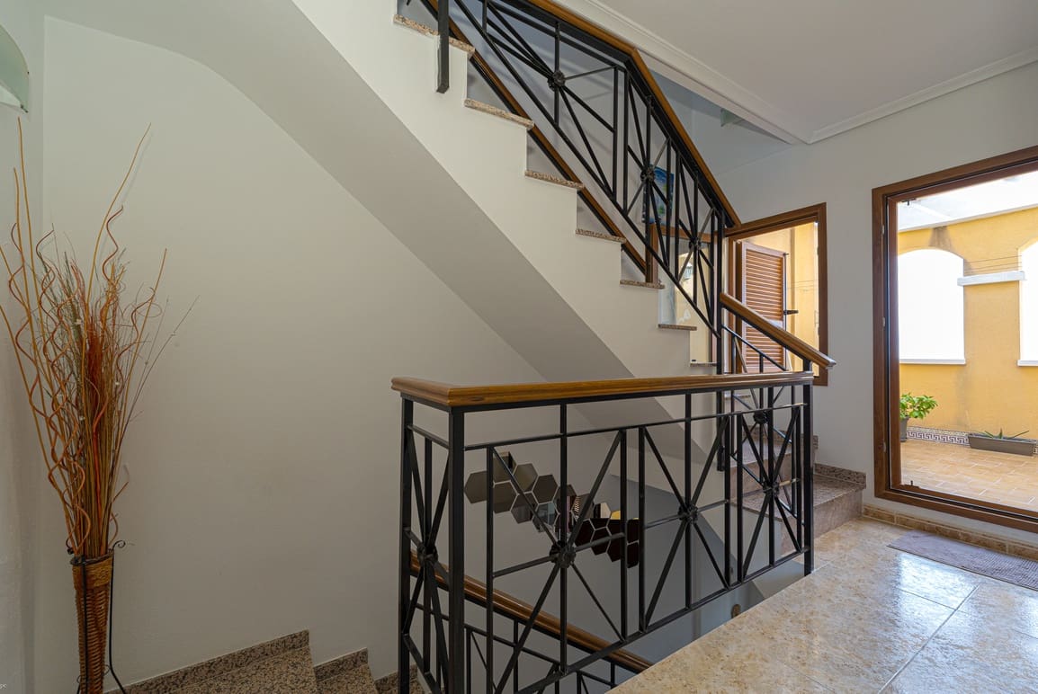 3 Zimmer Villa zu verkaufen in Finestrat mit Pool Garage - 320.000 € (Ref: 9675118)