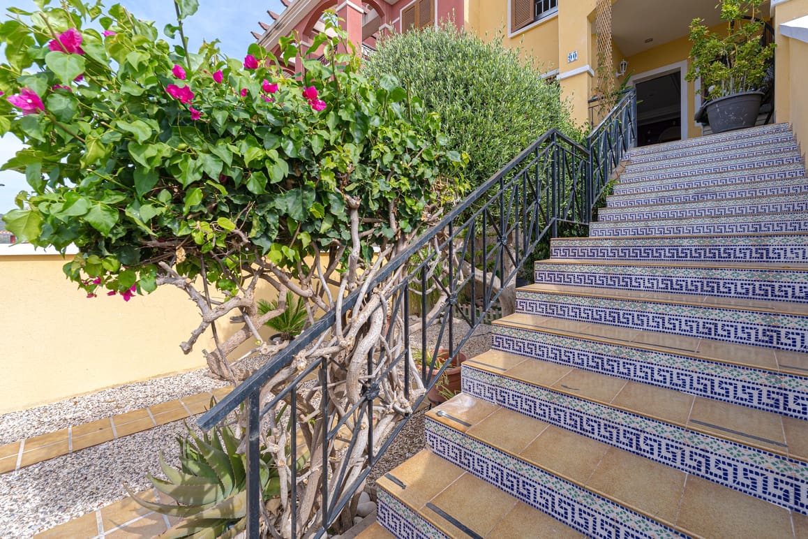 3 Zimmer Villa zu verkaufen in Finestrat mit Pool Garage - 320.000 € (Ref: 9675118)