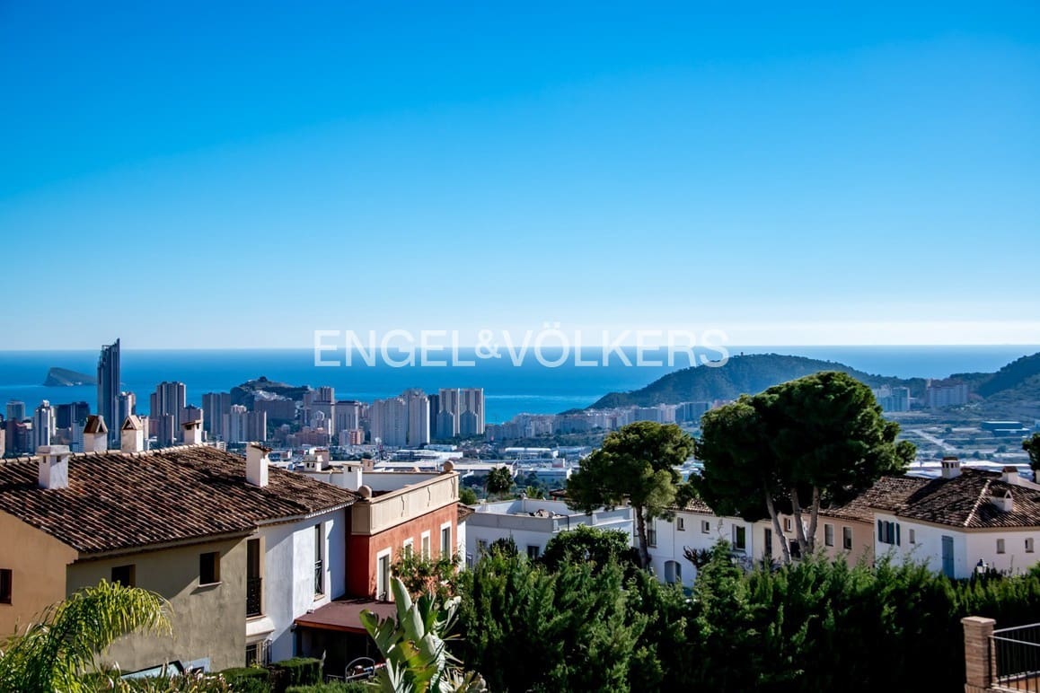 4 camera da letto Villa in vendita in Finestrat con piscina garage - 950.000 € (Rif: 9676587)