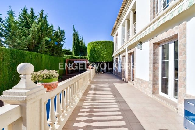 4 bedroom Villa for sale in Finestrat Pueblo, Finestrat with pool garage - € 800,000 (Ref: 9676587)