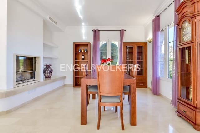 4 bedroom Villa for sale in Finestrat Pueblo, Finestrat with pool garage - € 800,000 (Ref: 9676587)