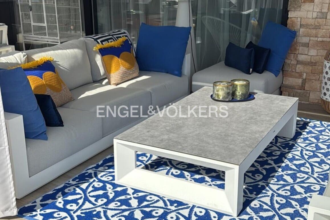 4 soverom Villa til leie i Finestrat med svømmebasseng garasje - € 4 500 (Ref: 9677905)