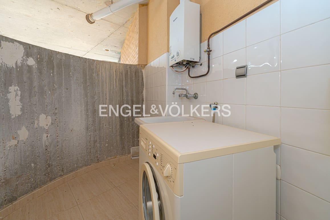 3 sovrum Lägenhet till salu i Benidorm med pool garage - 345 000 € (Ref: 9687367)