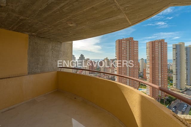 3 bedroom Apartment for sale in Juzgados - Plaza de Toros, Benidorm with pool garage - € 345,000 (Ref: 9687367)