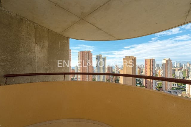 3 bedroom Apartment for sale in Juzgados - Plaza de Toros, Benidorm with pool garage - € 345,000 (Ref: 9687367)