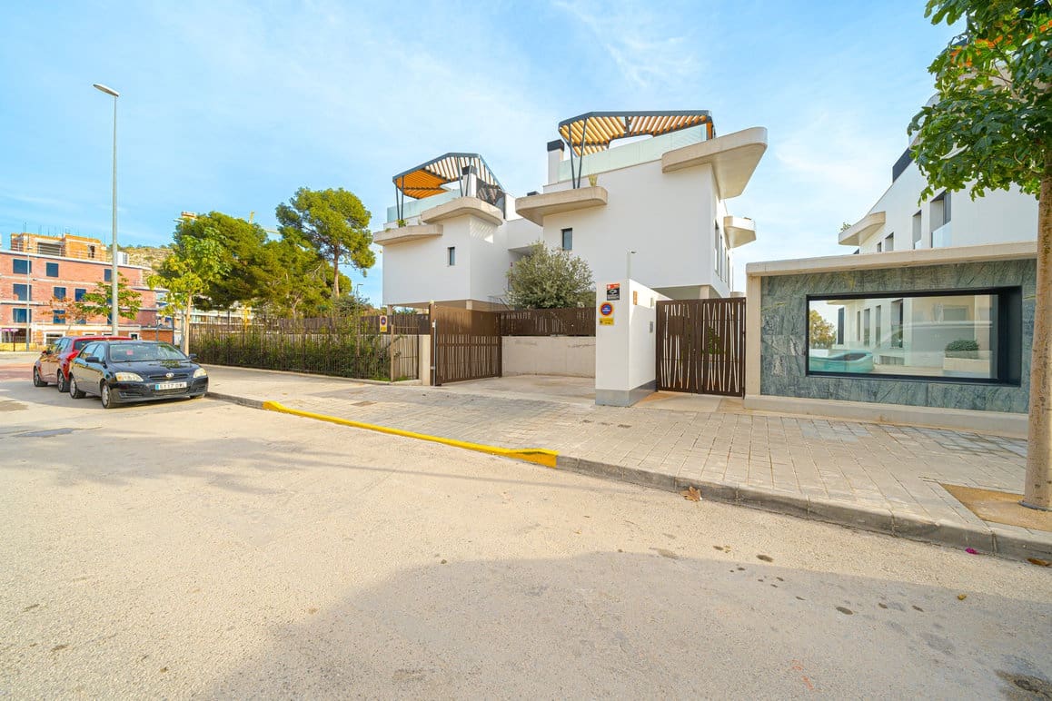 3 bedroom Apartment for sale in La Villajoyosa / Vila Joiosa with pool garage - € 1,295,000 (Ref: 9687531)