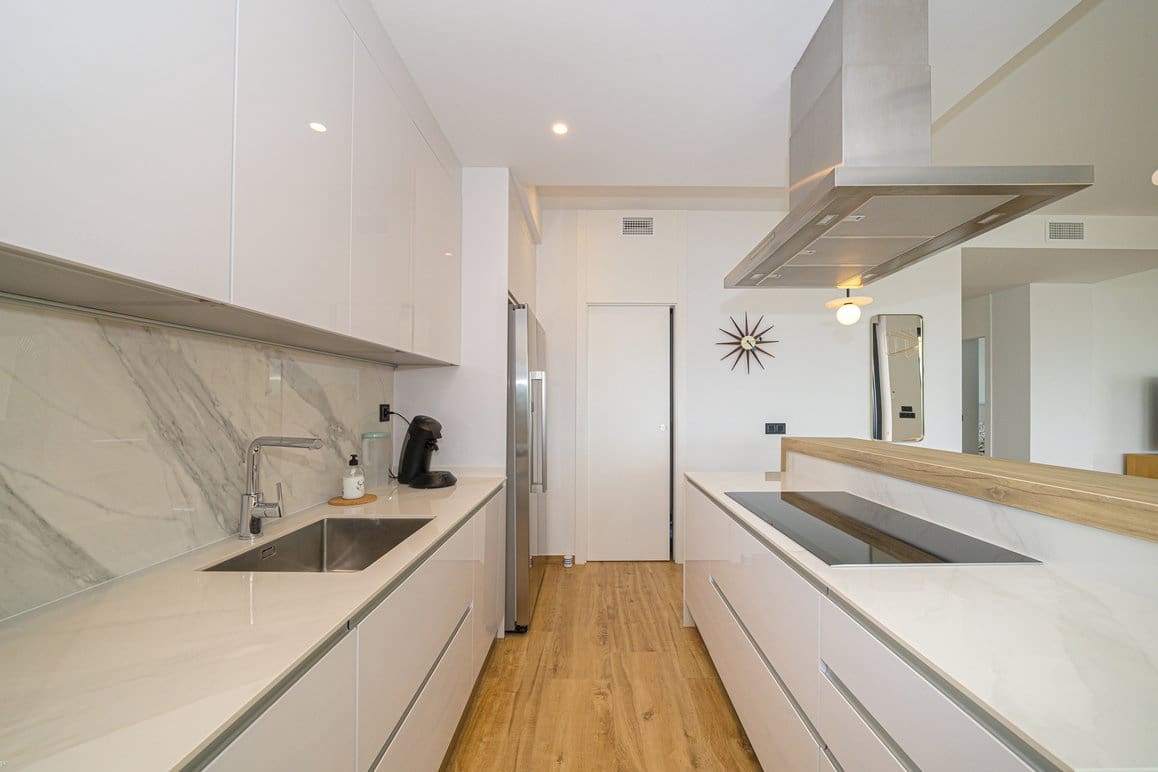 3 bedroom Apartment for sale in La Villajoyosa / Vila Joiosa with pool garage - € 1,295,000 (Ref: 9687531)