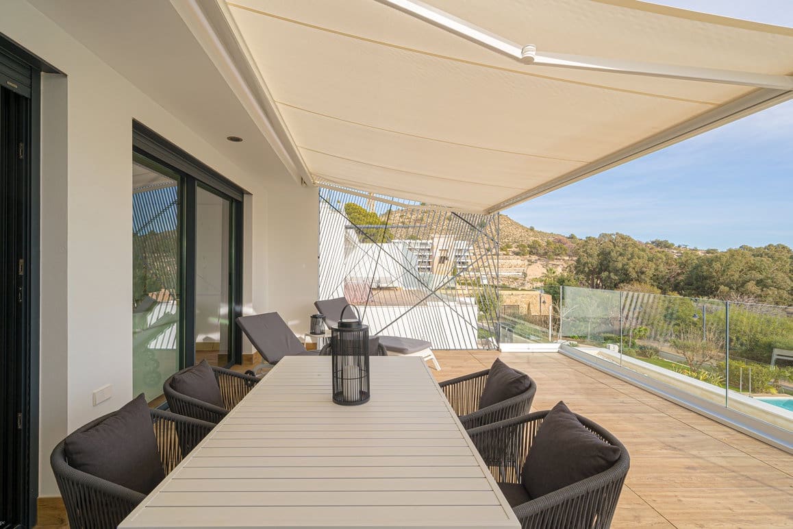 3 bedroom Apartment for sale in La Villajoyosa / Vila Joiosa with pool garage - € 1,295,000 (Ref: 9687531)